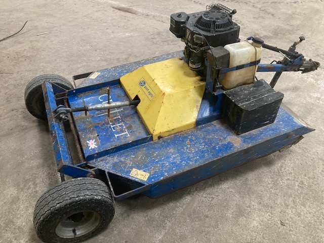 2008 Cutlet topper 4ft cut complete with a 15hp engine