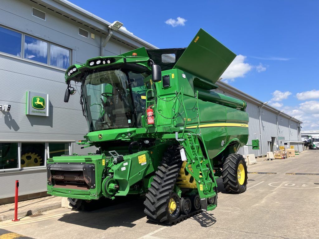 John Deere S780