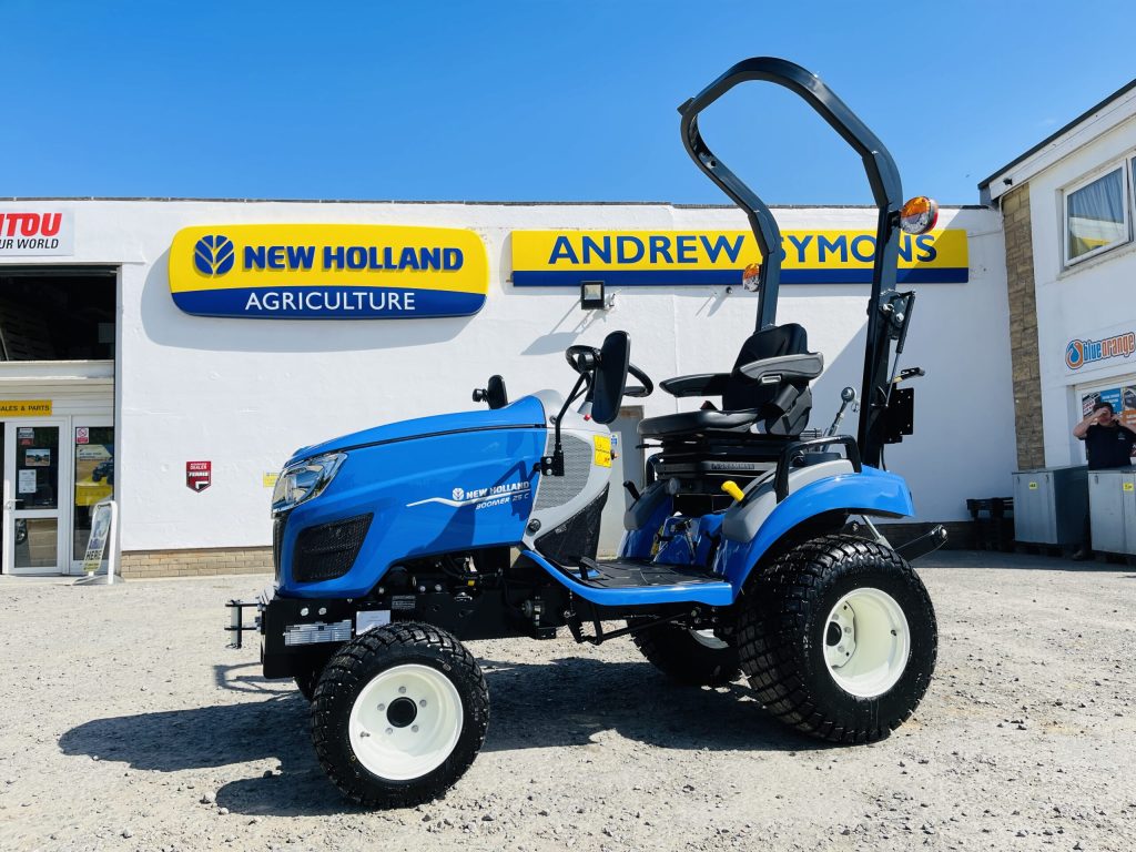 New Holland Boomer 25 Compact Tractor