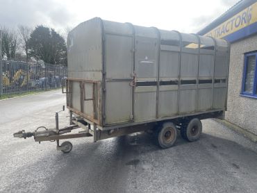 Ifor Williams Cattle Box