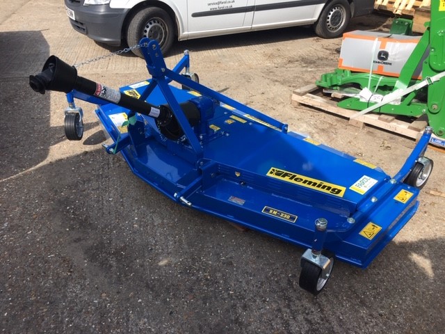 Fleming FM230 finishing mower