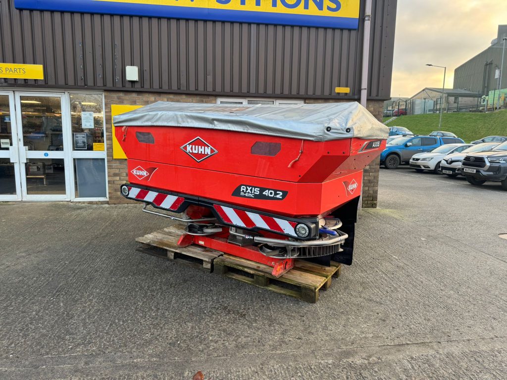 Kuhn Axis 40.2 Fertiliser Spreader