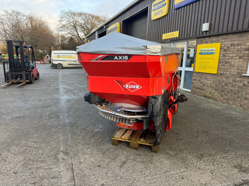 Kuhn Axis 40.2 Fertiliser Spreader