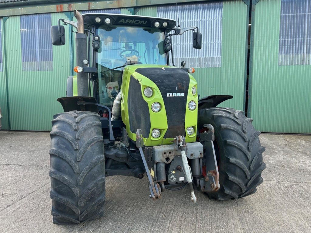 CLAAS ARION 650 T3B