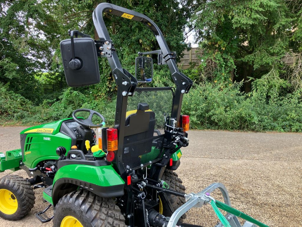 John Deere 2026R compact tractor