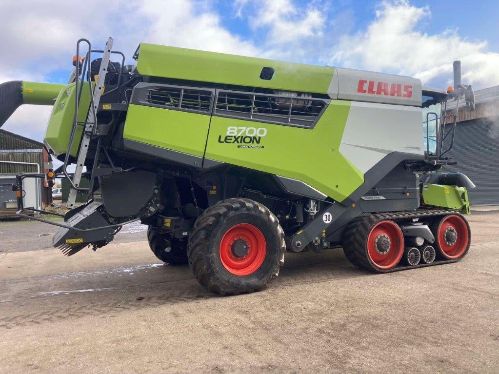 CLAAS LEXION 8700 TT