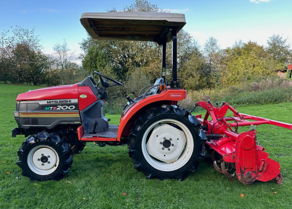 MITSUBISHI MTZ200 4WD compact tractor & 1.4 meter rotavator