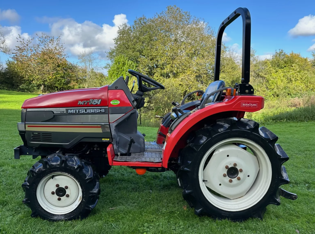 MITSUBISHI MT181 4WD compact tractor