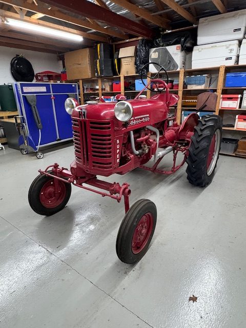 Farmall Vintage tractor