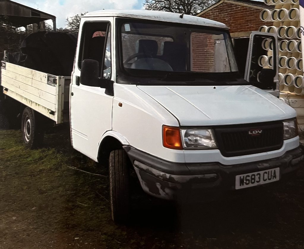 LDV Pilot Pickup
