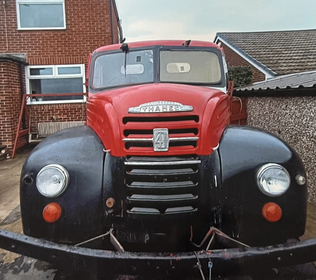 Fordson 4 diesel wagon