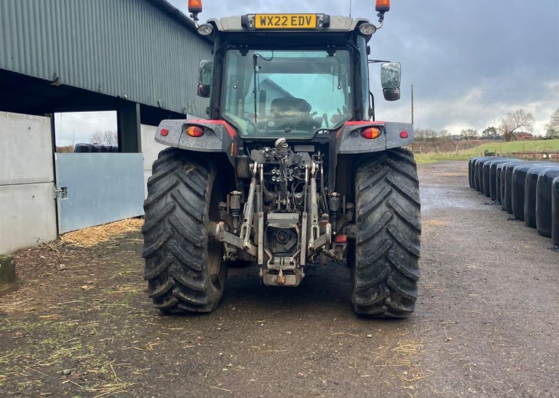 Massey Ferguson 5711M CAB Tractor