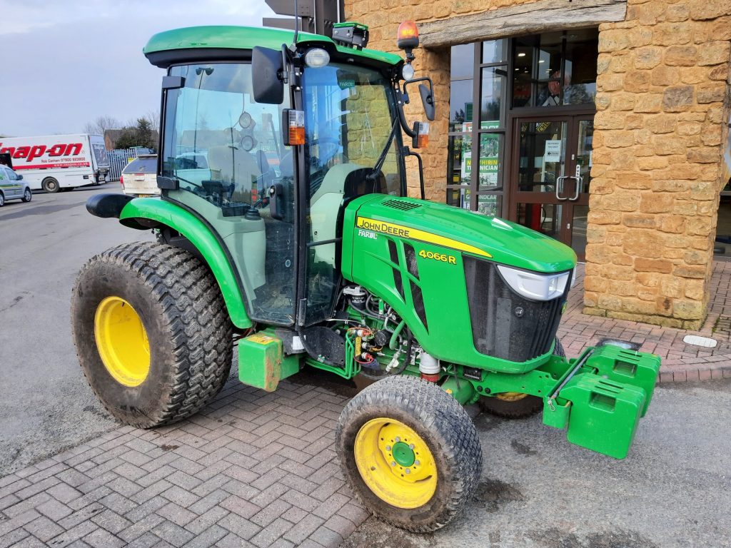 John Deere 4066R compact tractor