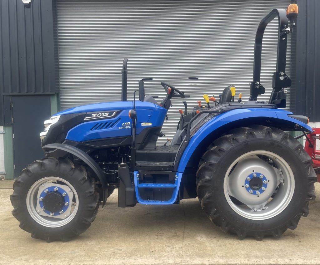 SOLIS 50 4WD COMPACT TRACTOR ROPS