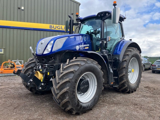 NEW HOLLAND T7.340 HD EX DEMO TRACTOR