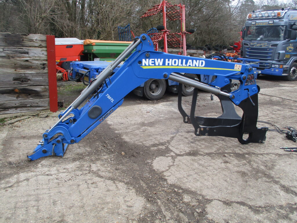 NH 750TL LOADER