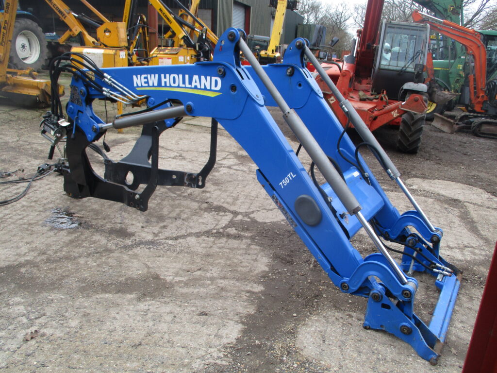 NH 750TL LOADER