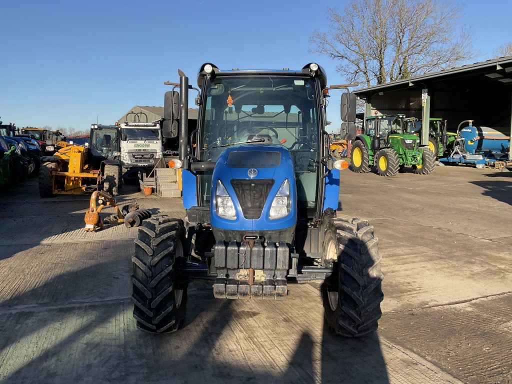 NEW HOLLAND T4.75 S