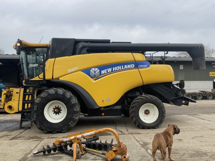 NEW HOLLAND CR9080 ELEVATION