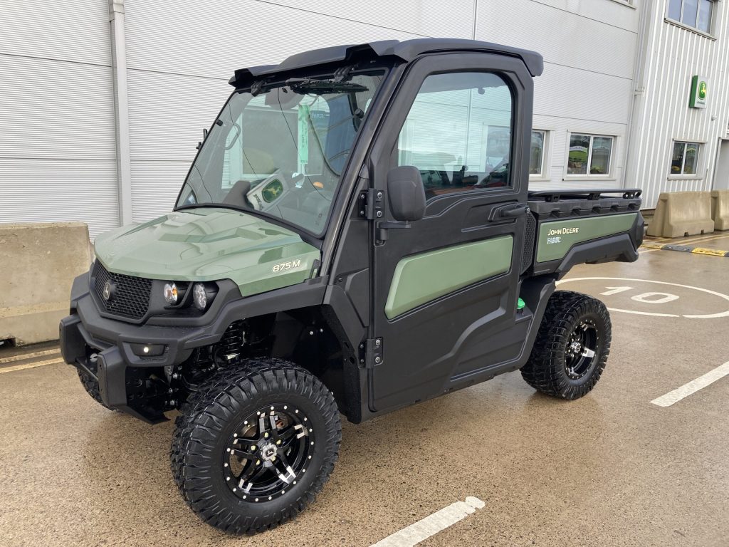 John Deere XUV875M Gator