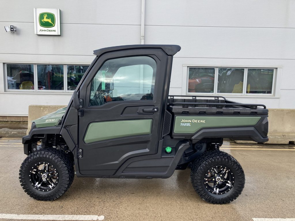 John Deere XUV875M Gator