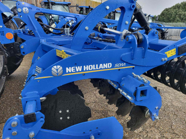 NEW HOLLAND SDM 400