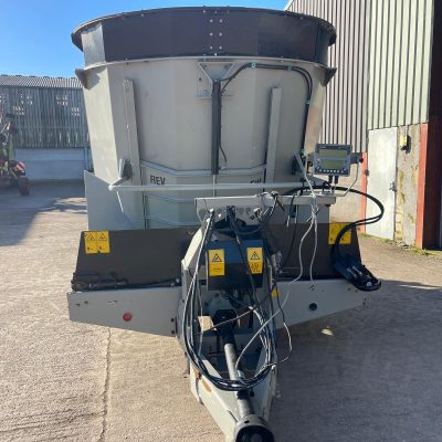 Shelbourne Powermix Pro II Feeder Wagon