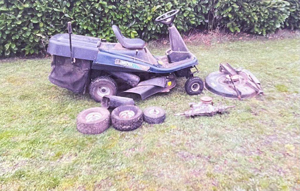 Ride on mower