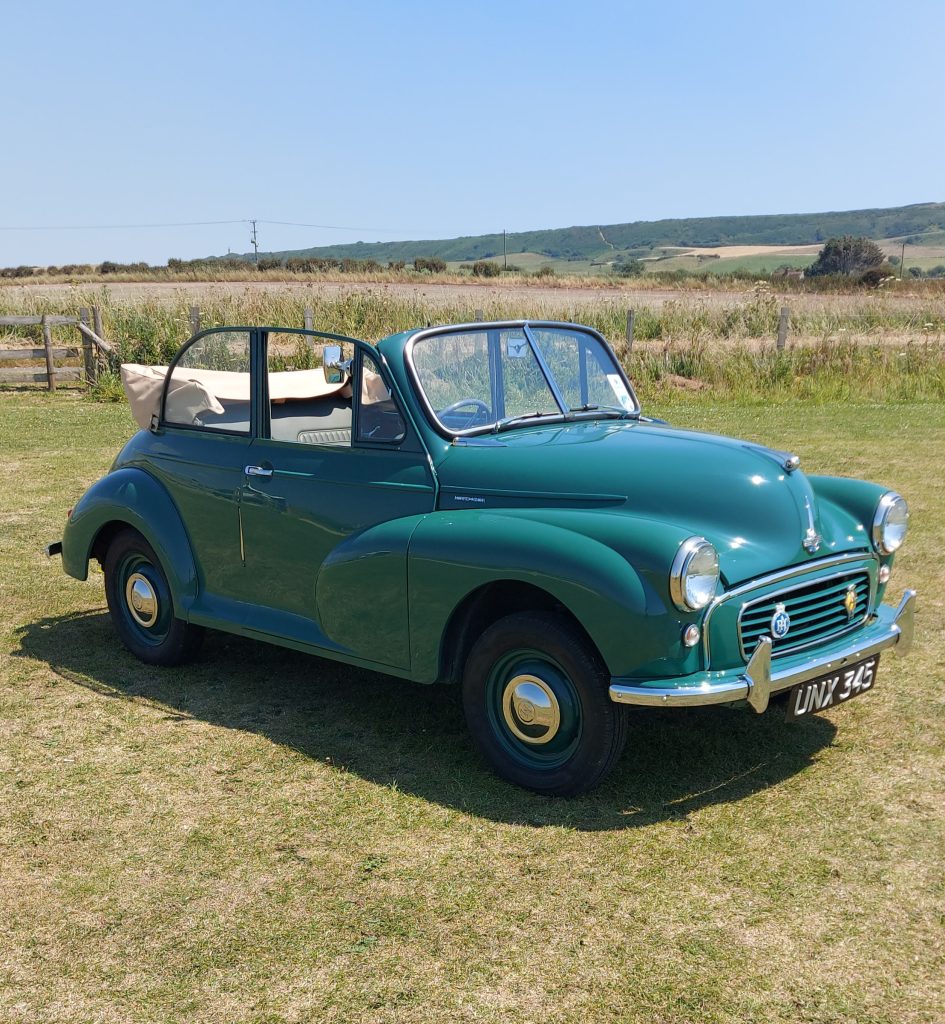 Morris minor 1956 split screen convertible series 2