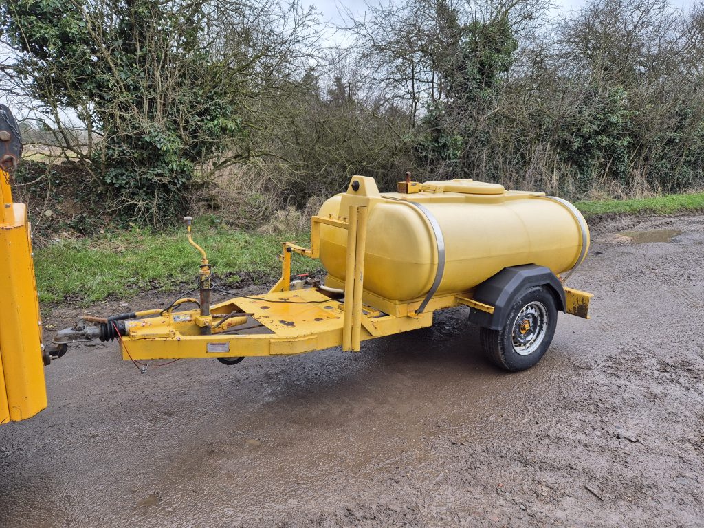 1000 Litre Water Bowser