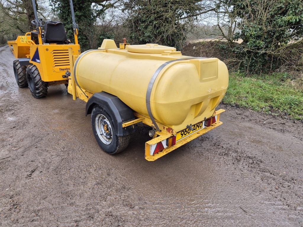 1000 Litre Water Bowser