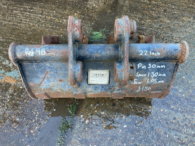 22 Inch Digger Bucket