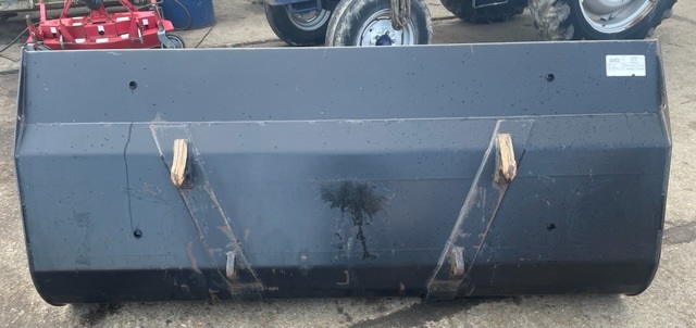 Alo 220 HV Front Bucket Euro Brackets