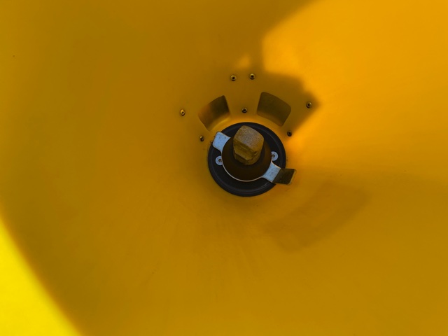 New Cosmo 180 Tow Along Fertilizer Spreader