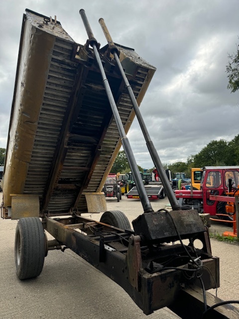 Dump Trailer