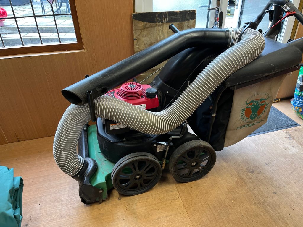 Bill Goat MV650 SPH leaf collector