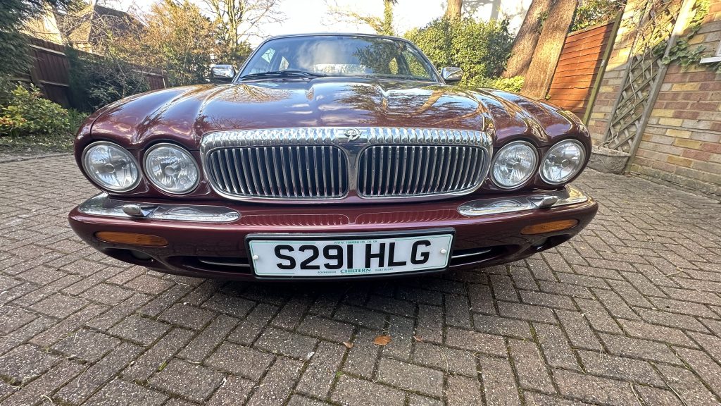 1998 Daimler Super V8 LWB