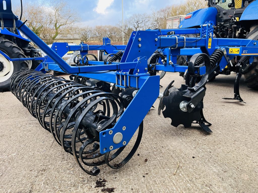 New Holland STC300RS Stubble Cultivator