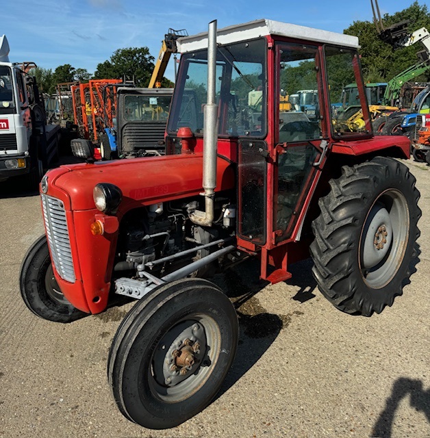 IMT 539 Tractor