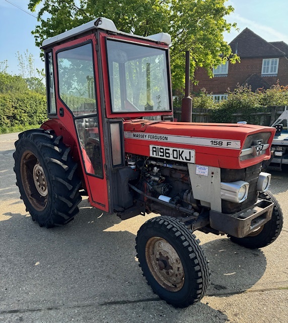 Massey Ferguson 158 F Fruit Tractor