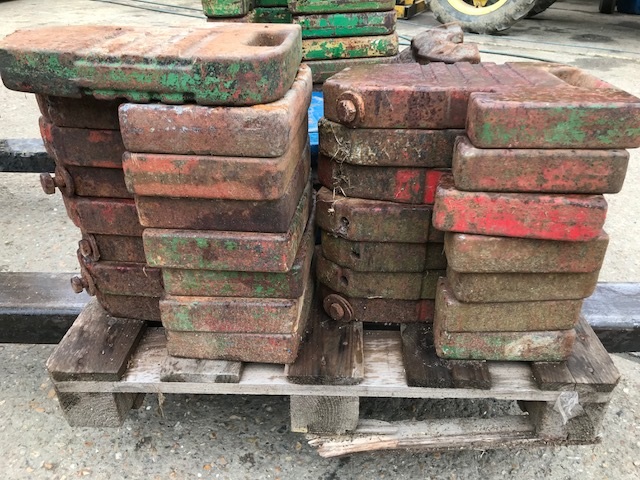 MF 135 Front Weights