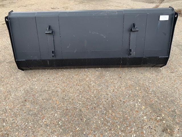 New V Steel 1.8m HD Bucket Quicke Brackets