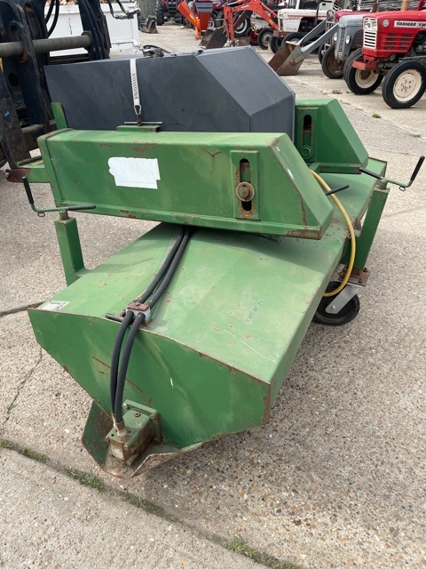 Sutton Construction Machinery Yard Brush