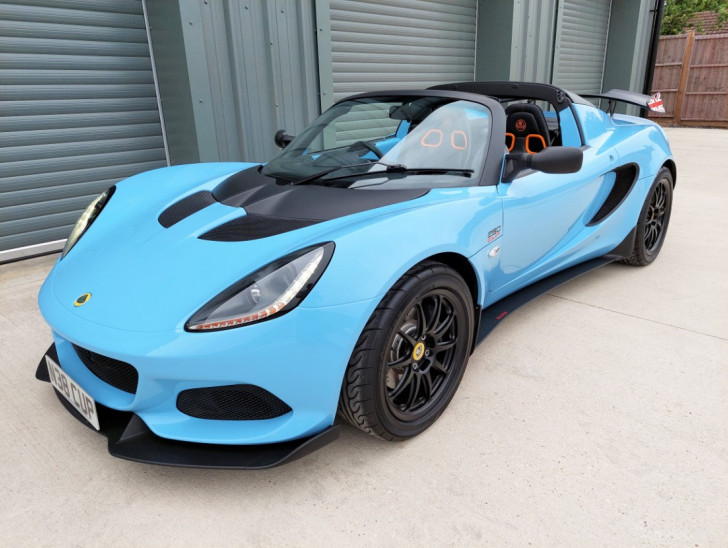 2018 Lotus Elise Cup 250