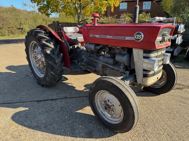 Massey Ferguson 135