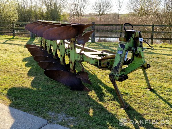 1979 Dowdeswell DP6 6 Furrow Semi-Mounted Reversible Plough
