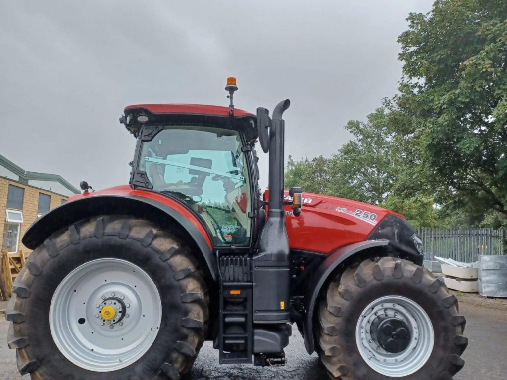 Case OPTUM 250 CVT