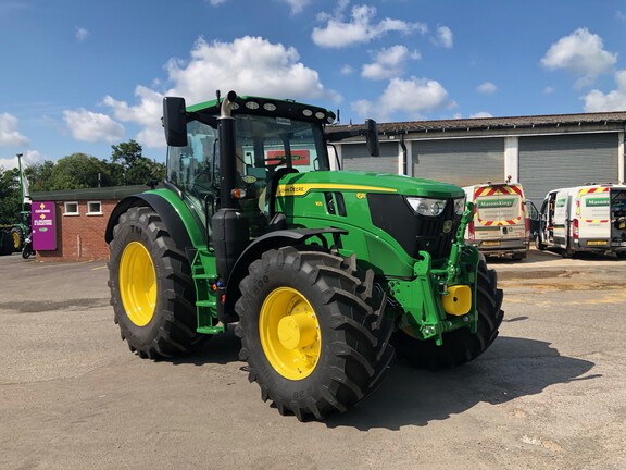 John Deere 6R 165