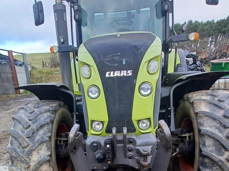 CLAAS ARION 620