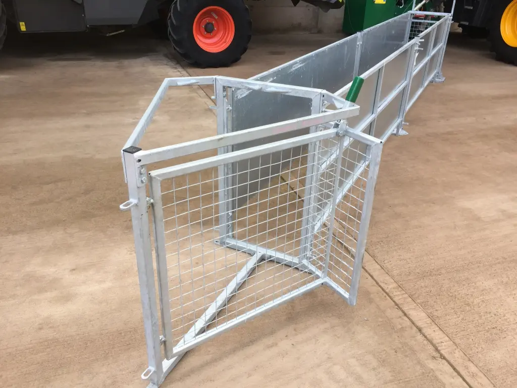 Condon Engineering 2 way sheep drafting gate, NEW